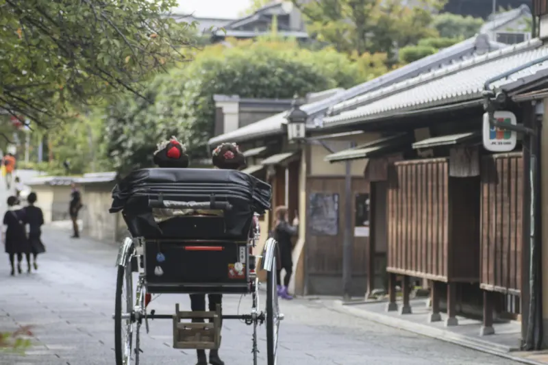 Hanamikoji Street
