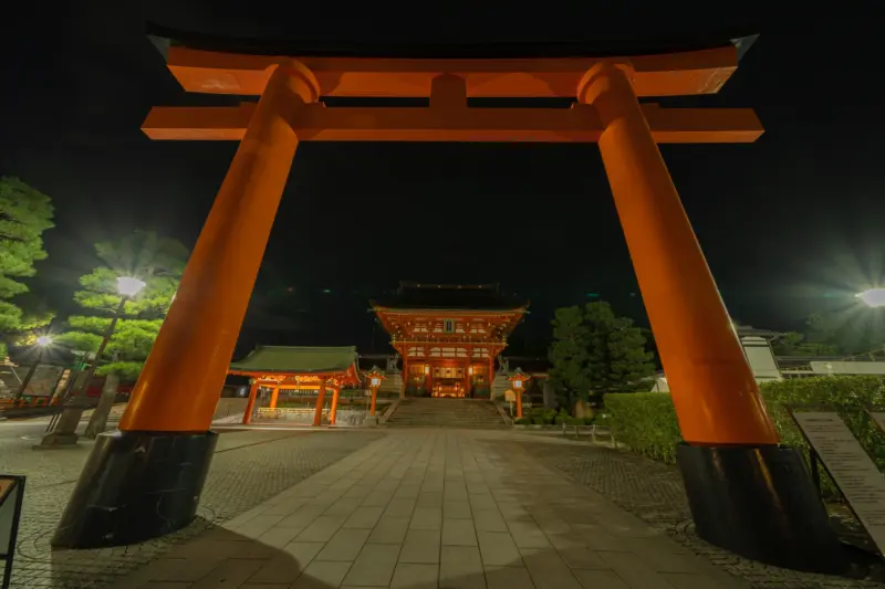 fushimi inari night