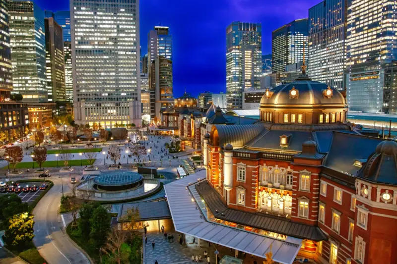 Red-brick Tokyo Station building