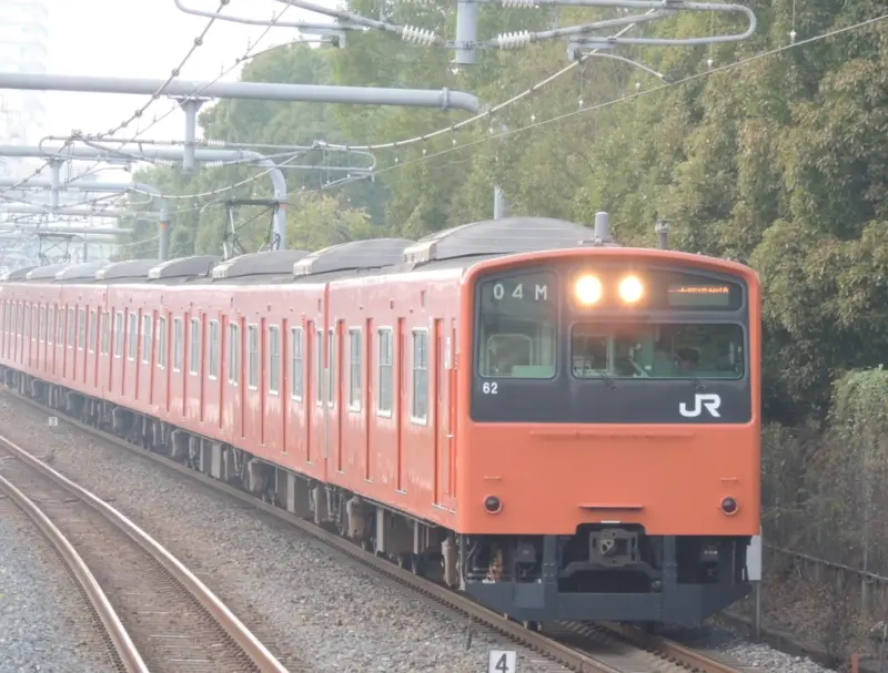 osaka roop train