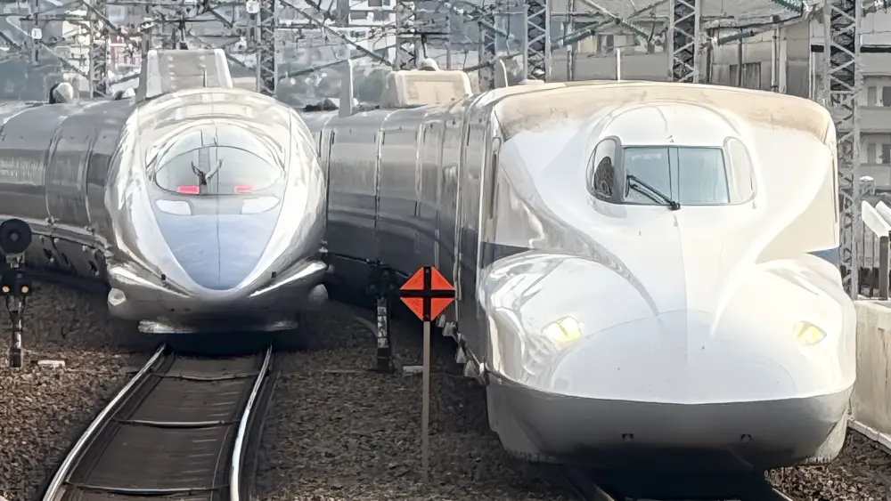 Shinkansen running between Tokyo and Osaka, available with the Japan Rail Pass
