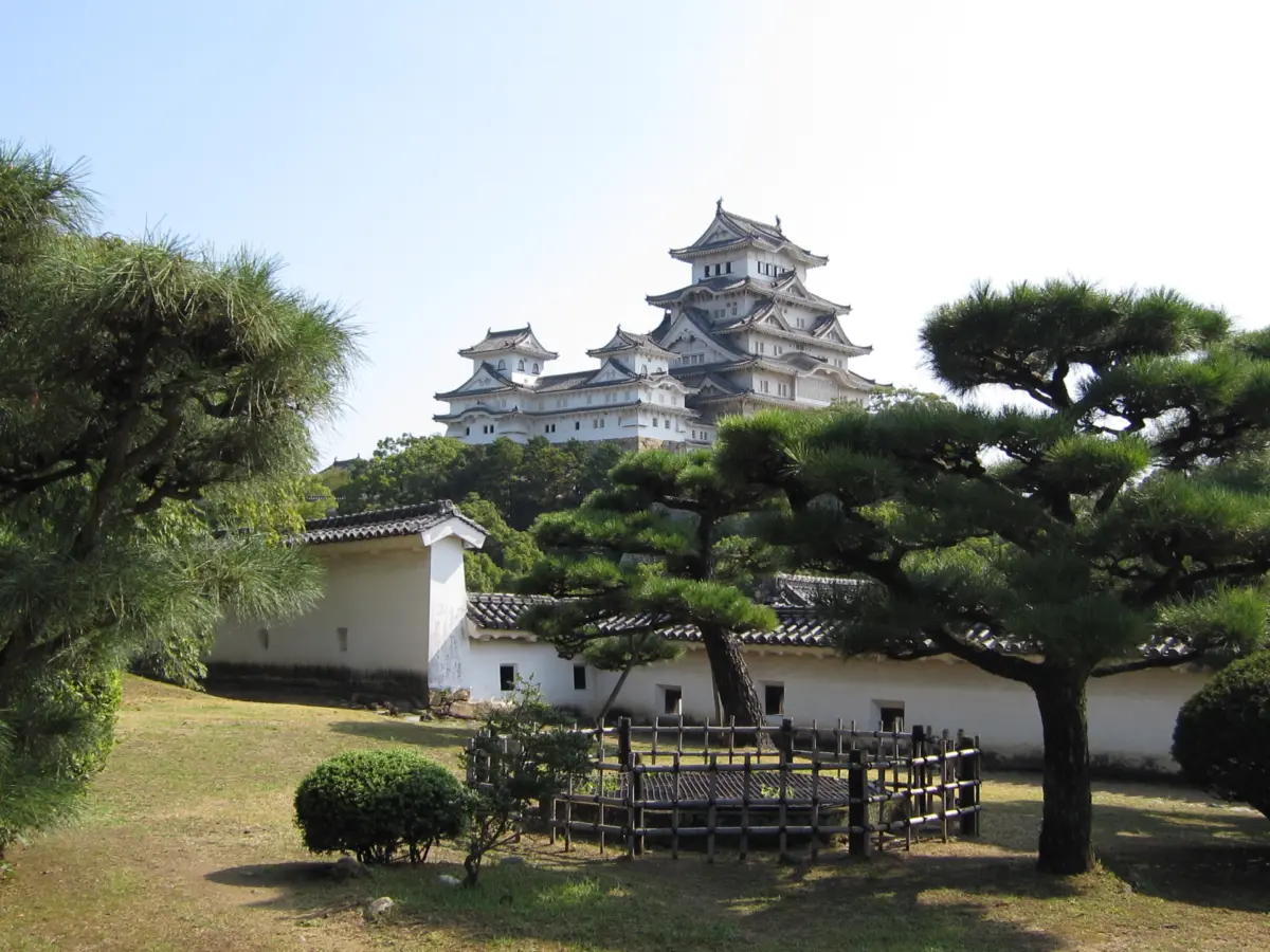 Nishi-no-Maru Bailey at Himeji Castle UNESCO World Heritage Site with a view of the main keep.