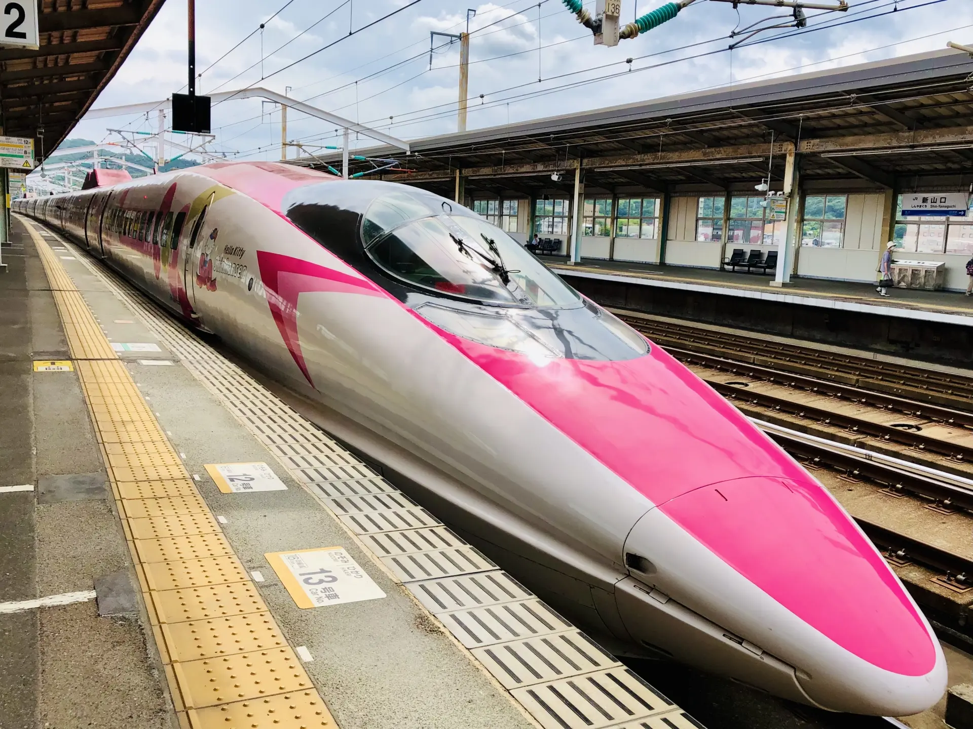 Osaka to Hakata on the Hello Kitty Shinkansen