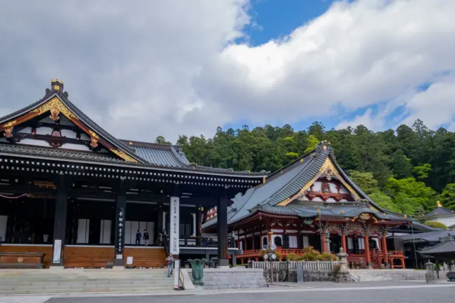 The grand Kuonji Temple nestled in the serene landscape of Mount Minobu.