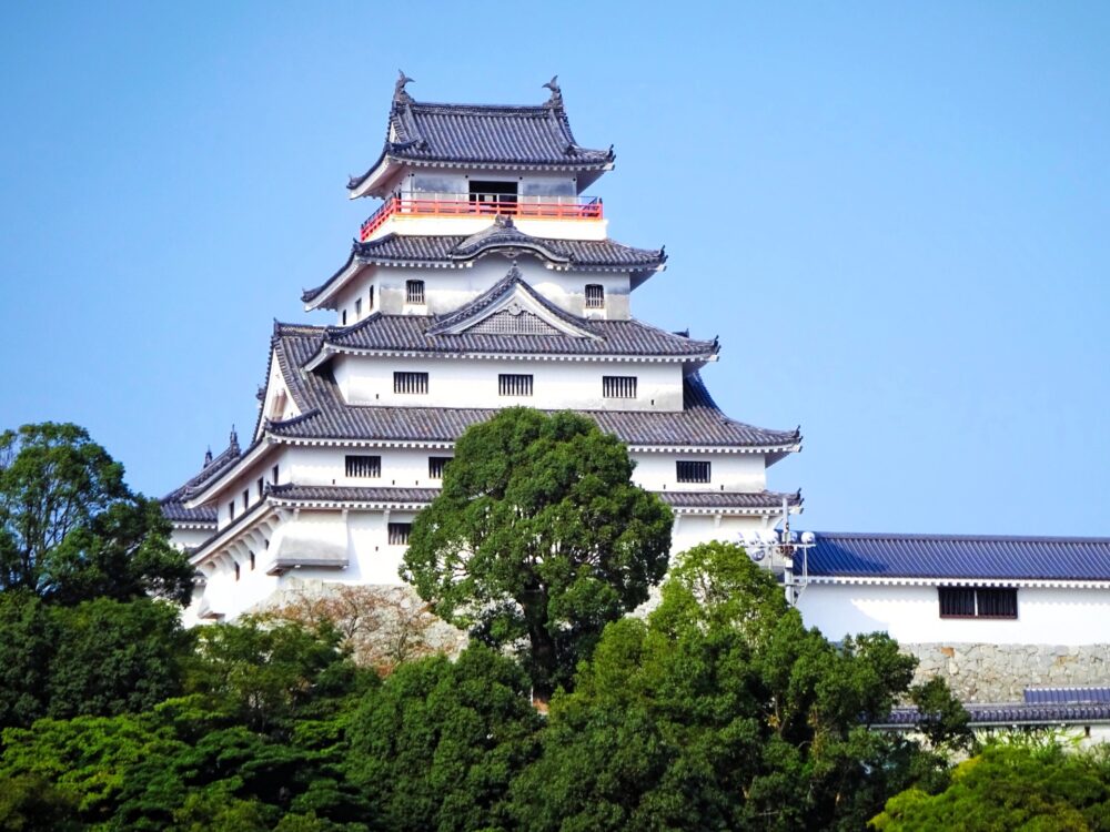 Karatsu Castle: A Historic Seaside Fortress in Saga, JAPAN
