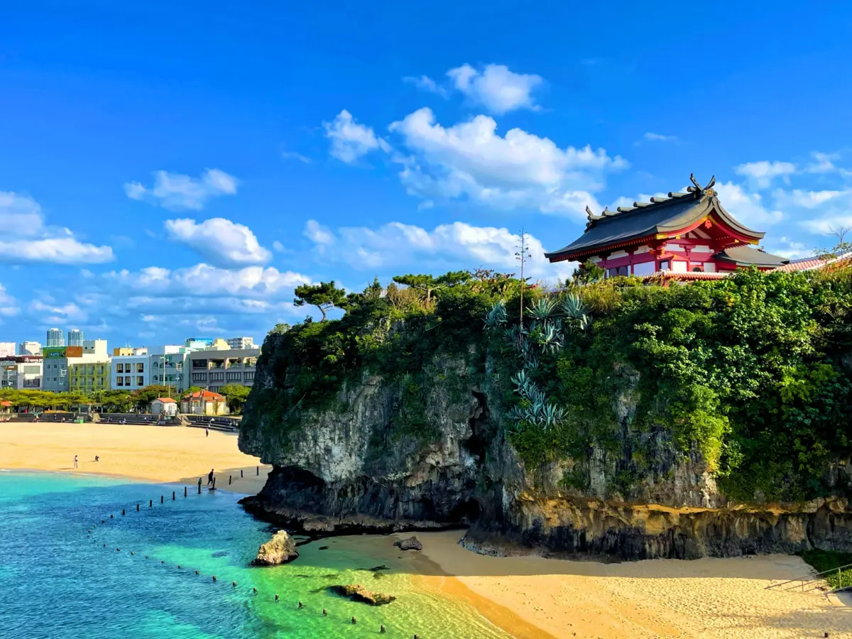 Naminoue Shrine in Okinawa, a seaside shrine blending Ryukyu and Japanese traditions, popular among tourists.