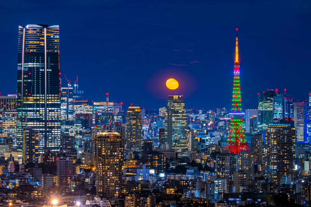 Night view of Tokyo