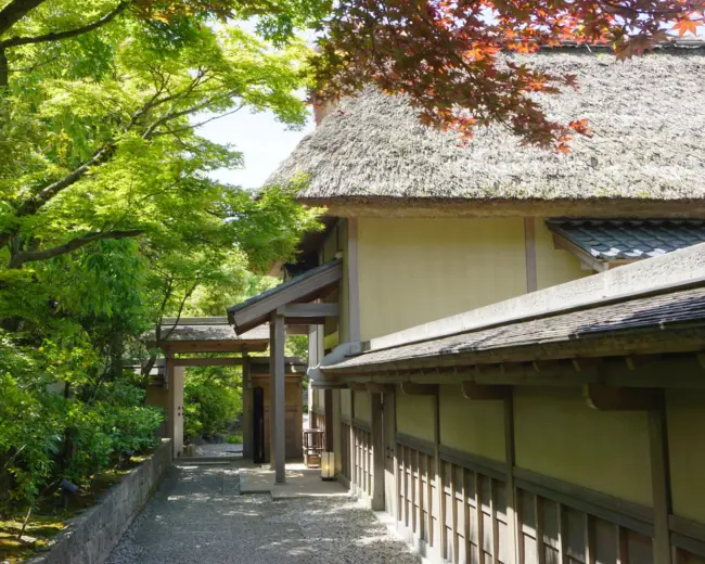 The serene Yokokan Garden in Fukui City, showcasing Edo-period elegance.