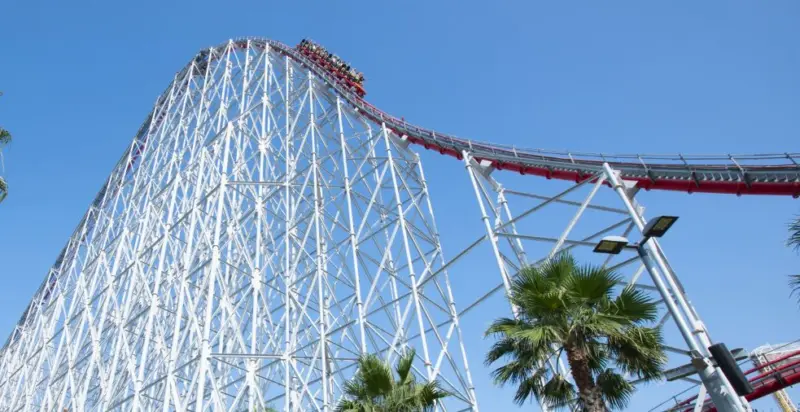 Nagashima Spa Land, a thrilling amusement park in Mie.