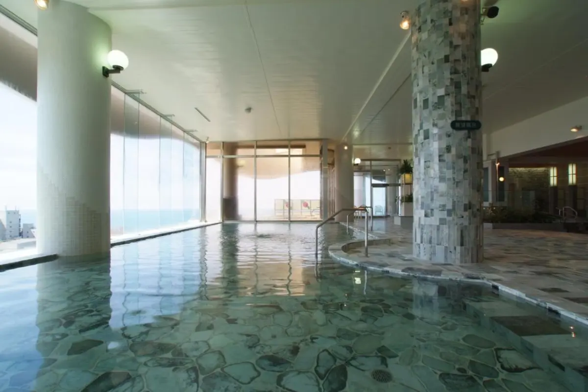 Shiretoko Daiichi Hotel with scenic views of Okhotsk Sea and onsen facilities, ideal for luxury stays.