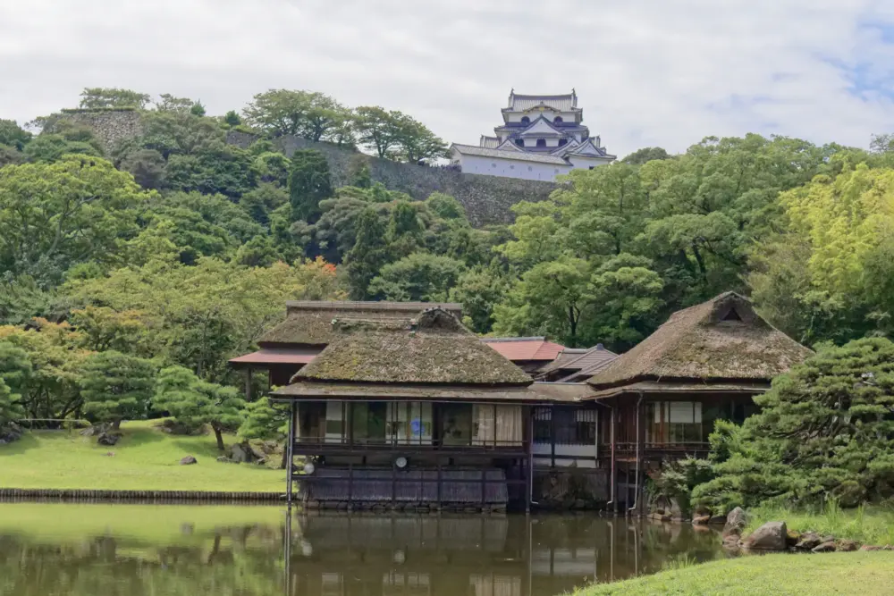 hikone castle